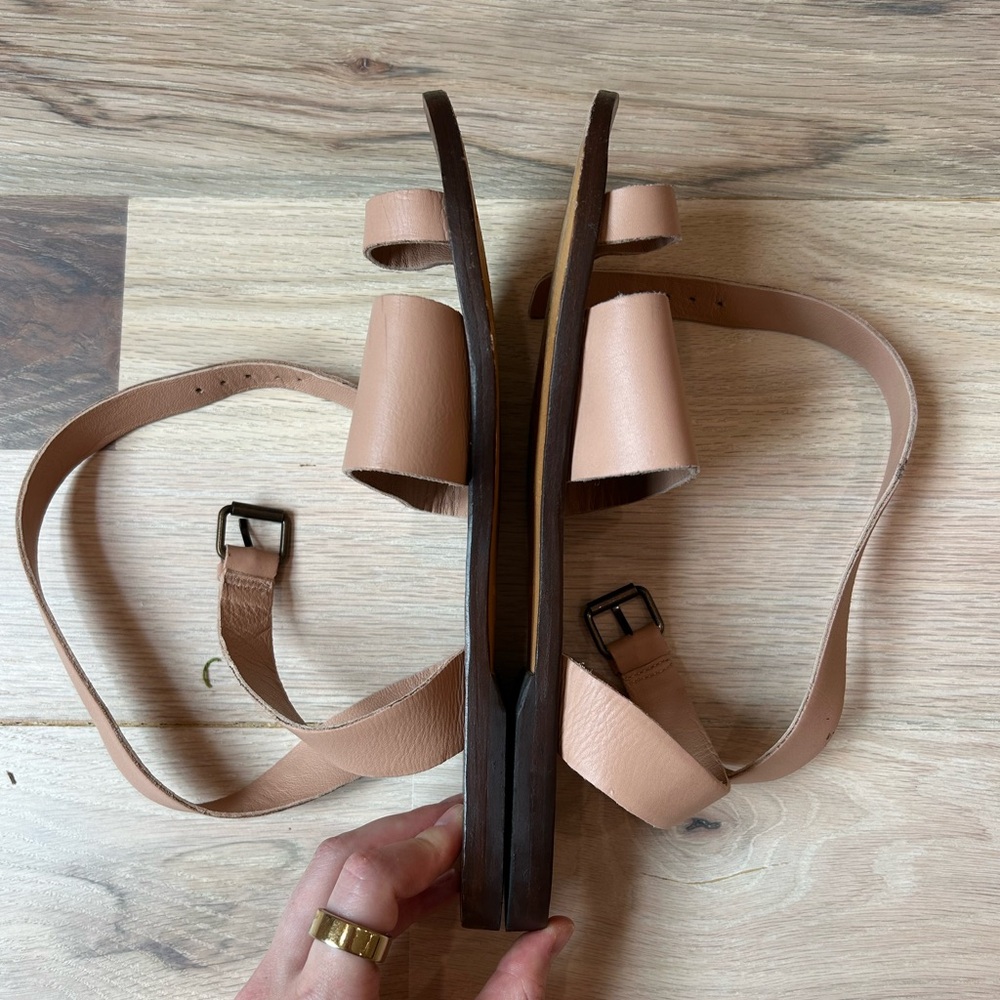 Free People Torrence Flat Sandal In Leather - Picture 4 of 6